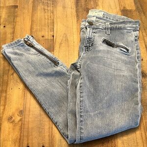 Current/Elliott Faded Blue Denim Jeans